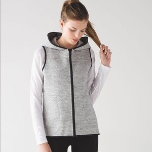SOLD Lululemon Insculpt Reversible Vest